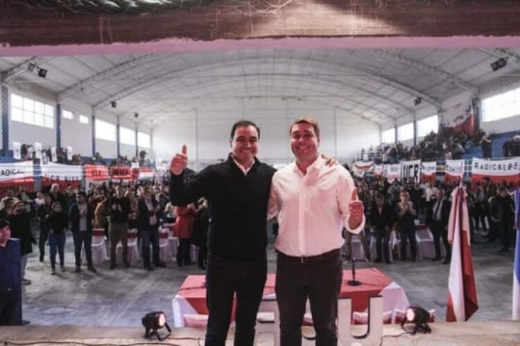 VALDÉS SUMA PRESENCIA Y SE AFIANZA EN LA VIDRIERA POLÍTICA NACIONAL