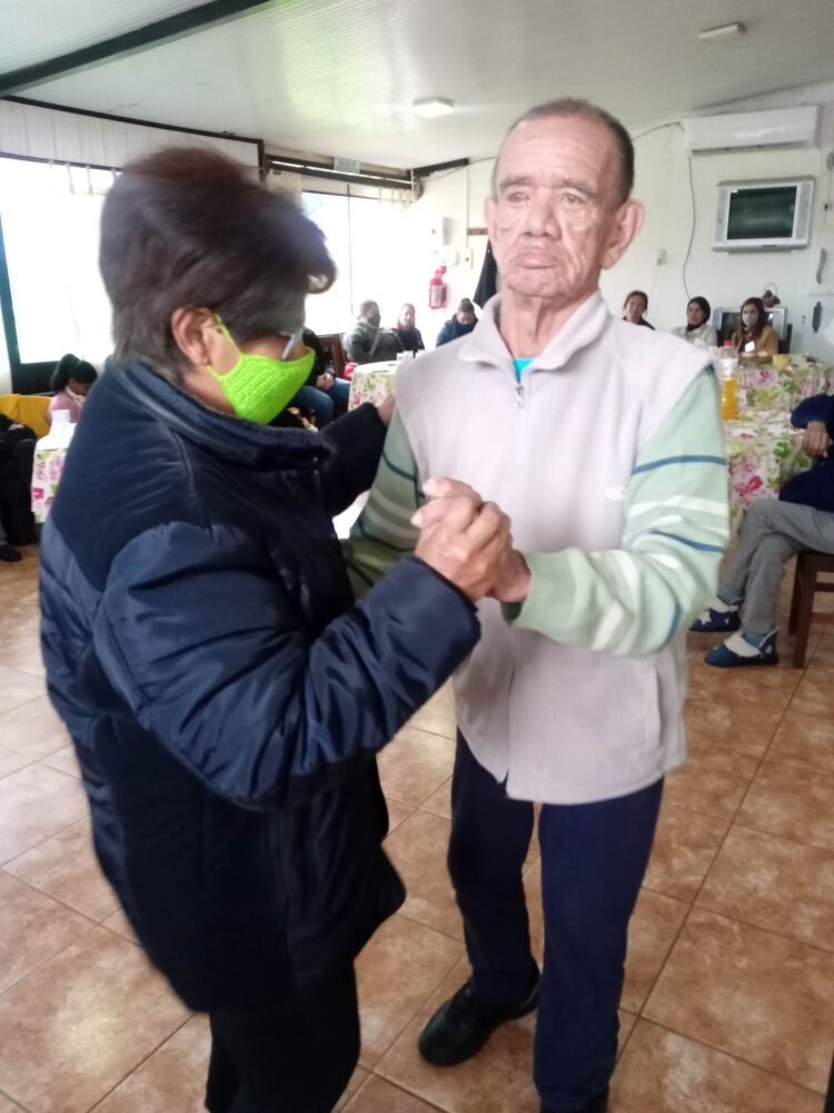 FESTEJO CON ABUELOS: “36 ANIVERSARIO DEL HOGAR DE ANCIANOS” DE VIRASORO