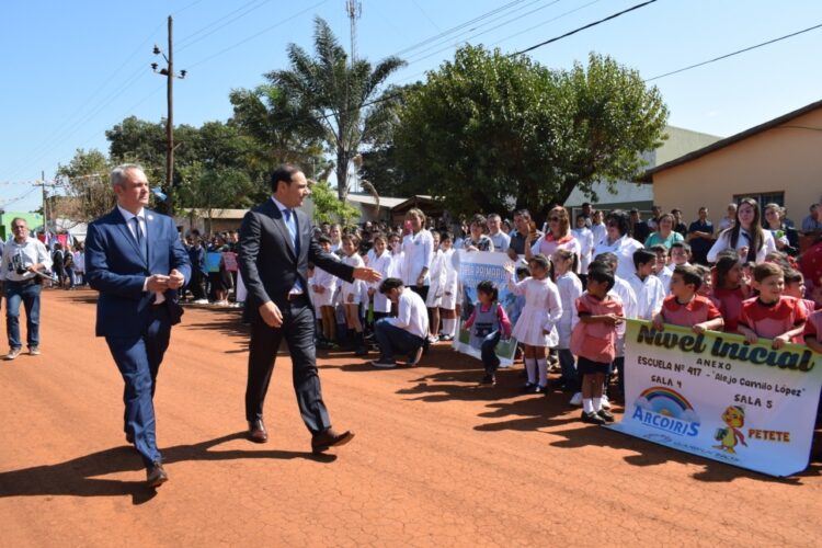EN EL ANIVERSARIO DE GARRUCHOS: VALDÉS Y UN COMPROMISO EN GESTIÓN DE PASO FRONTERIZO