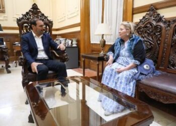 GUSTAVO VALDÉS RECIBIÓ A LILITA CARRIÓ CON MIRAS AL 2023