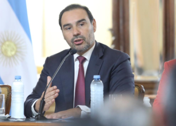 VALDÉS ANUNCIÓ PAGO DE PLUS DEL MES DE OCTUBRE A ESTATALES