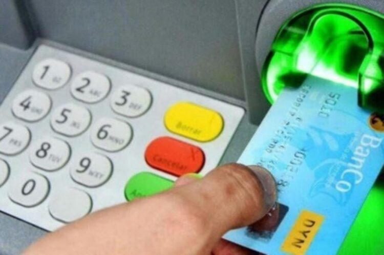 VALDÉS ANUNCIÓ EL CRONOGRAMA DE SUELDOS CON AUMENTOS PARA LOS ESTATALES