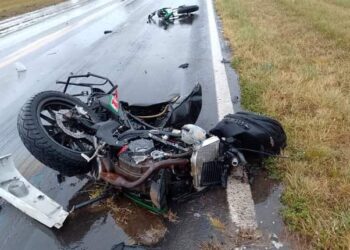 MOTOCICLISTA FALLECIÓ AL SER EMBESTIDO POR UN CAMIÓN EN ITÁ IBATÉ