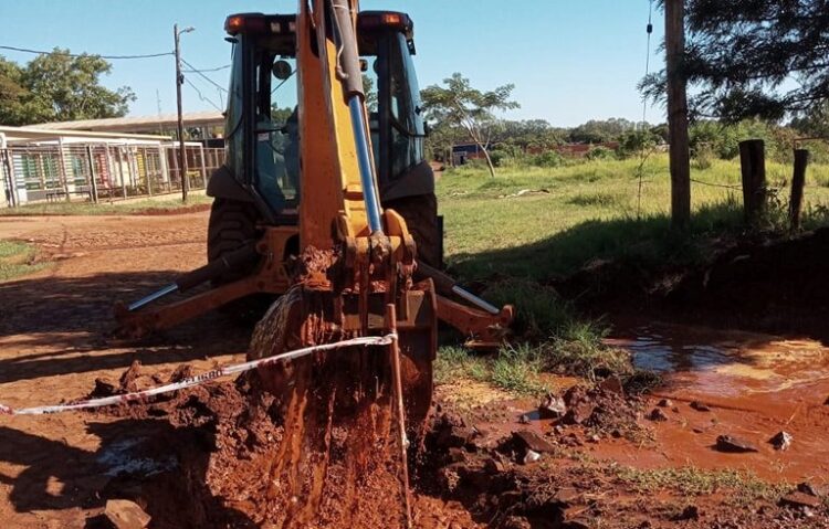 FALTANTE DE AGUA: COOPERATIVA TRABAJA PARA DAR SOLUCIONES A DISTINTOS BARRIOS