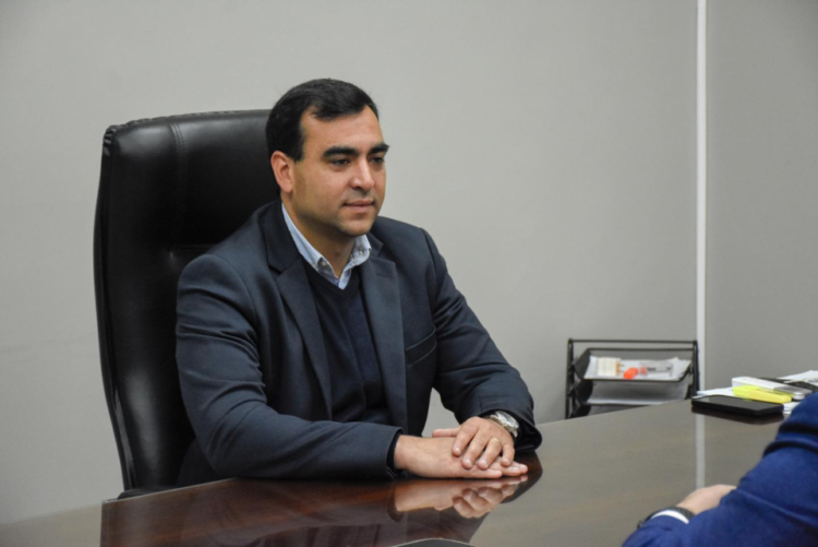 UN ANUNCIO REAL Y OTRO QUE LE “TRUCHARON” AL INTENDENTE DE SANTO TOMÉ