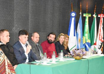 SANTO TOMÉ PARTICIPÓ EN EL DEBATE PÚBLICO SOBRE EL FUTURO DEL PUENTE INTERNACIONAL