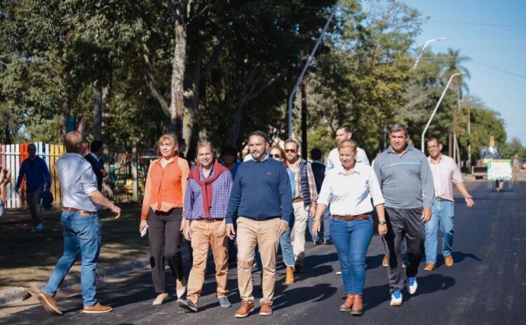 20 CUADRAS DE ASFALTO Y 40 REPAVIMENTADAS EN ITUZAINGÓ
