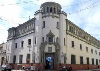 EL GOBERNADOR VALDÉS CONFIRMÓ QUE CORRIENTES DEMANDÓ ANTE LA CORTE DE JUSTICIA A NACIÓN POR REGALIAS