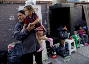 POBREZA EN ALZA: HAY MAS DE 2,7 MILLONES DE NUEVOS POBRES EN ARGENTINA