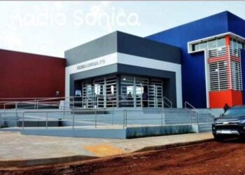 EL GOBERNADOR VALDÉS INAUGURÓ EDIFICIO DE ESCUELA ESPECIAL Y ENTREGÓ EQUIPAMIENTO Y NETBOOKS