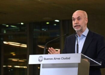 RODRÍGUEZ LARRETA EXPLICÓ QUE NO RESPALDARÁ NI A MASSA NI A MILEI