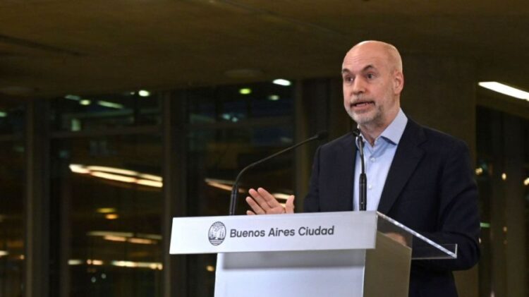 RODRÍGUEZ LARRETA EXPLICÓ QUE NO RESPALDARÁ NI A MASSA NI A MILEI