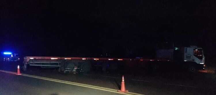 HERIDO GRAVE EN ACCIDENTE ENTRE MOTO Y CAMIÓN EN SAN ALONSO