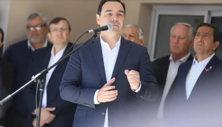 GUSTAVO VALDÉS CONFIRMÓ BONO DE FIN DE AÑO DE $ 150 MIL